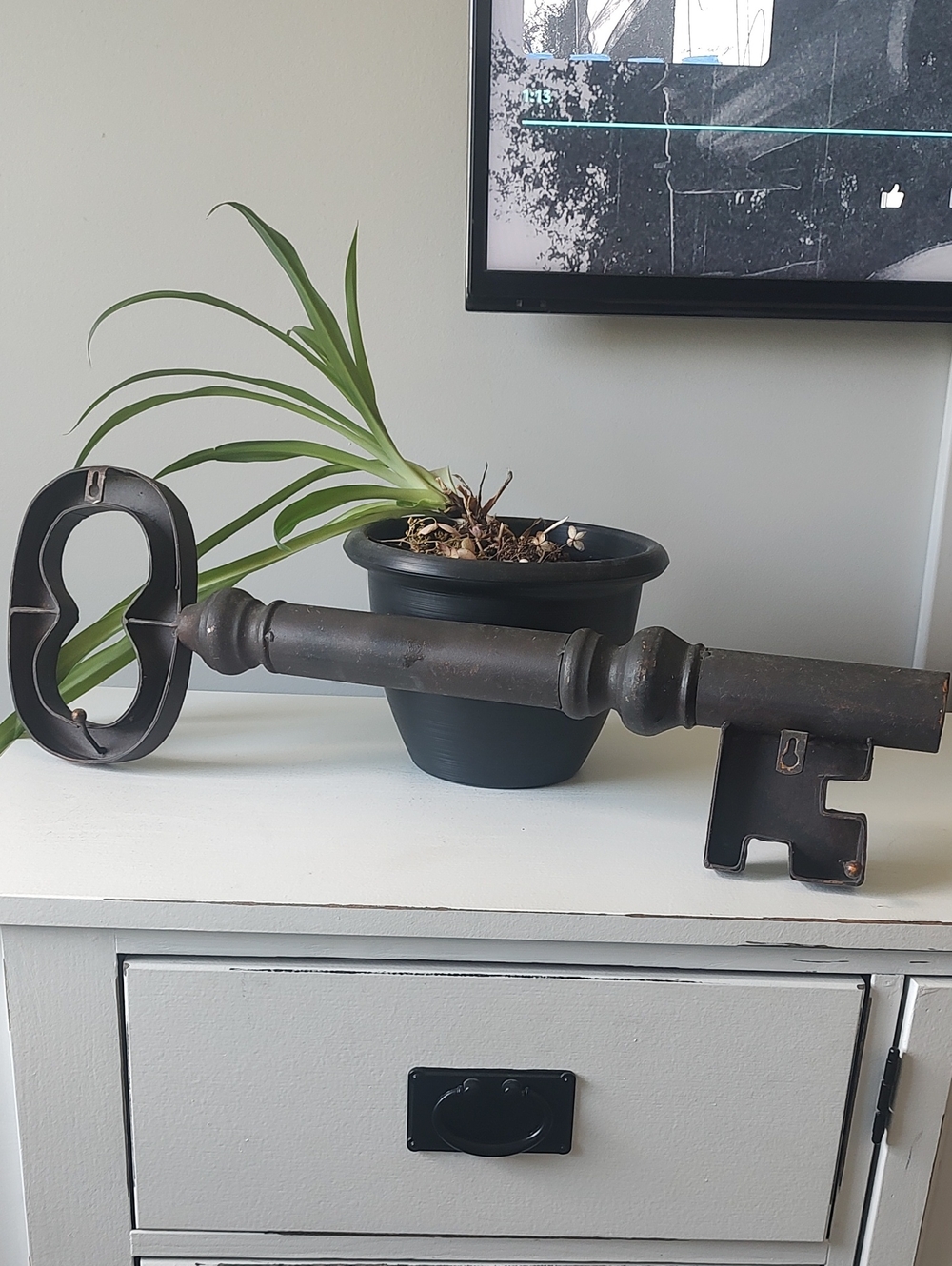 Rustic Key Wall Decor - Picture 3 of 5